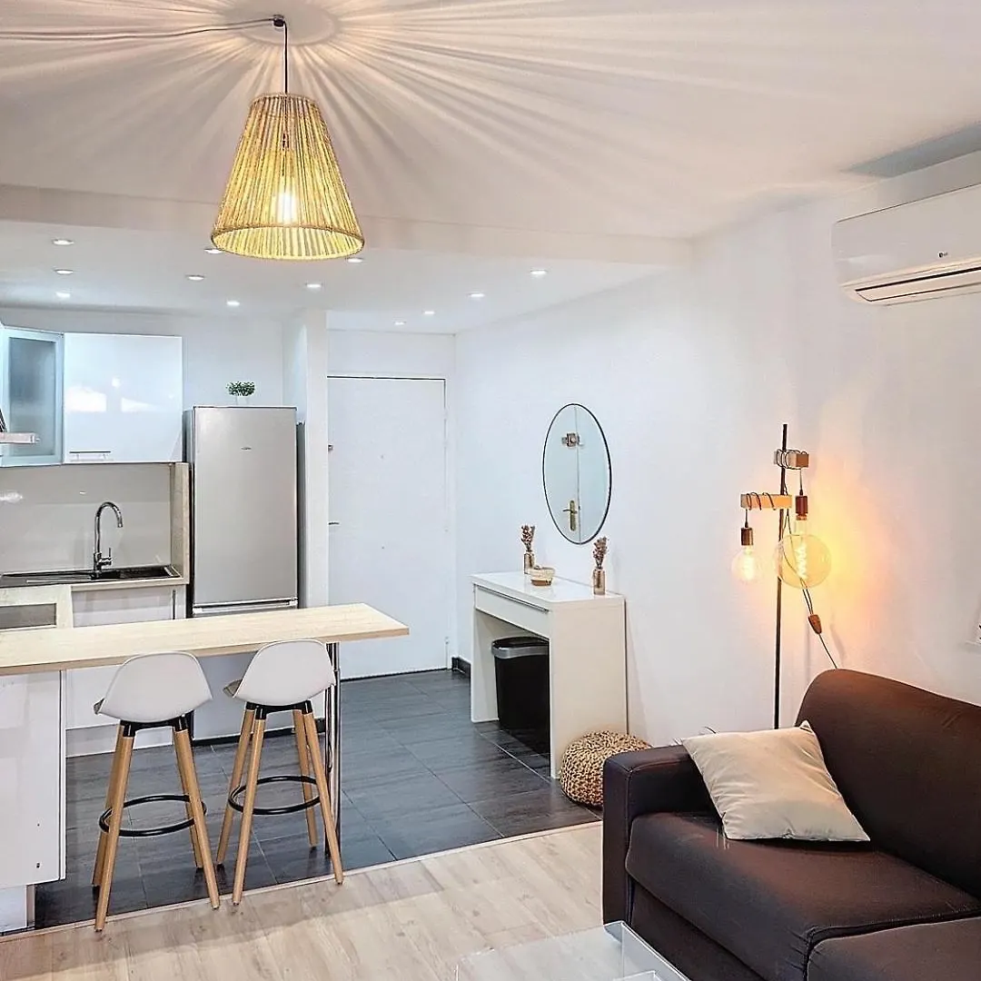 Appartement Avec Grande Terrasse Saint-Laurent-du-Var