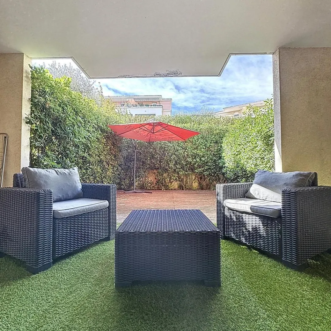 Appartement Avec Grande Terrasse Saint-Laurent-du-Var